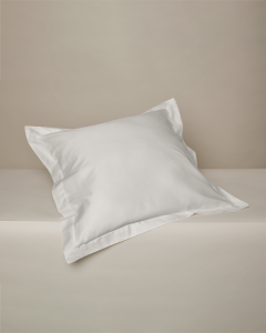 Pudevår 60x63 cm. lys beige vinge/med lynlås, egyptisk bomuldssatin