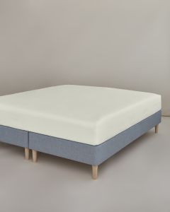 Faconlagen 160x200x30 cm., percale, råhvid