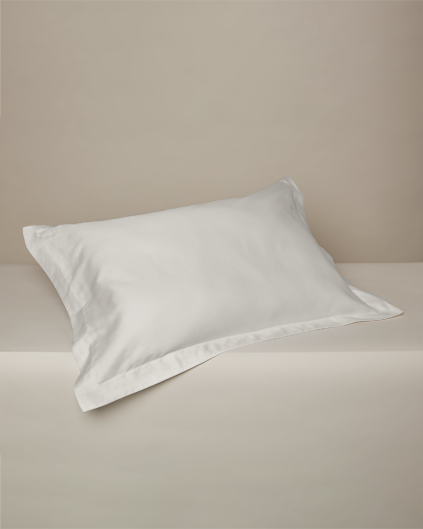 Pudevår 50x70 cm. lys beige, vinge/hotelluk, egyptisk bomuldssatin