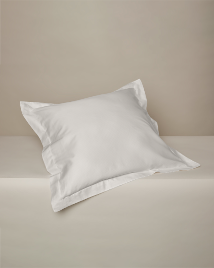 Pudevår 60x63 cm. lys beige vinge/med lynlås, egyptisk bomuldssatin