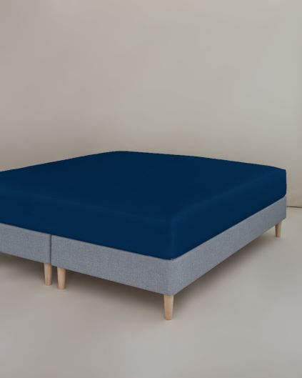 Faconlagen 90x200x30 cm. marine, percale